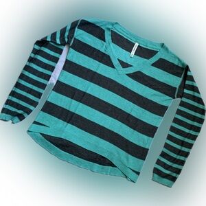 AERPOSTALE lightweight striped sweater in blue and green, medium